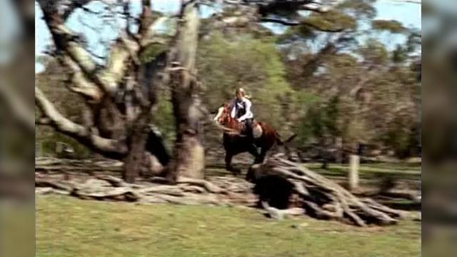 Three Sisters - 8 серия, 8 сезона, сериала Дочери Маклеода (2001)