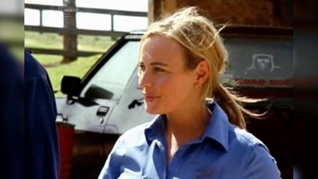 Divided We Stand - 23 серия, 7 сезона, сериала Дочери Маклеода (2001)