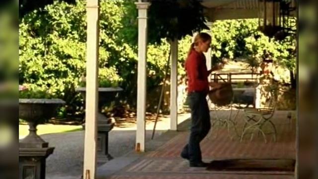 The Life Of Riley - 17 серия, 6 сезона, сериала Дочери Маклеода (2001)