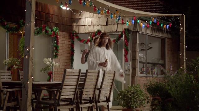 I'm Walt Roskow - 4 серия, 1 сезона, сериала Рождество с семейкой Муди (2012)