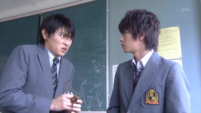 2 серия, 1 сезона, сериала Q.10 (2010)