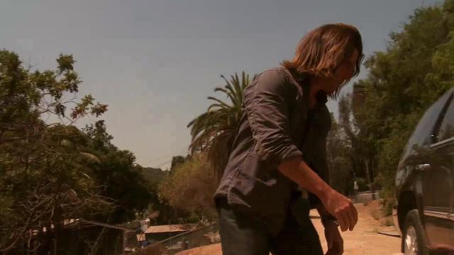 The Bank Shot Job - 5 серия, 1 сезона, сериала Грабь награбленное (2008)