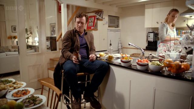 4 серия, 2 сезона, сериала Задиры (2010)